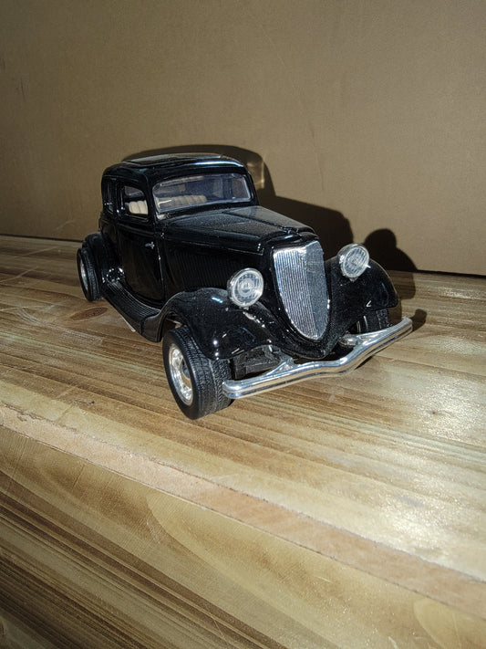 1934 Ford Coupe 1:24 Series